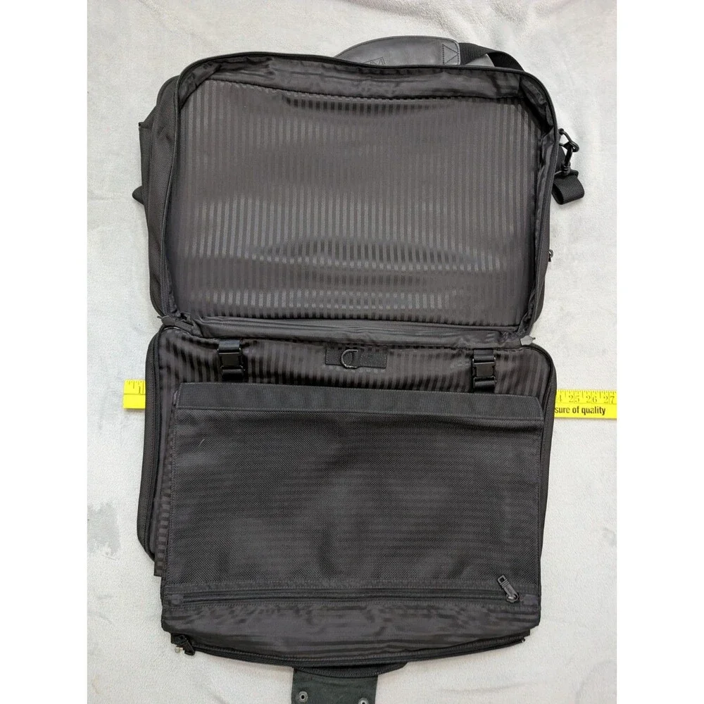 Tumi Dakota 22” Expandable Ballistic Over Night Carry On Great Travel Bag 2677D3